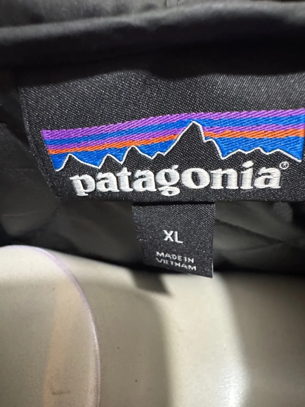 Patagonia Like New Black Diamond Quilted Hooded Puffer Jacket w/ Blue Zip Accent